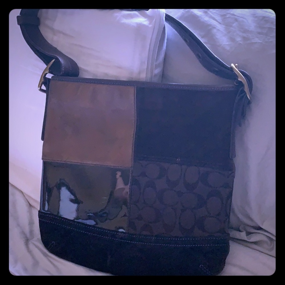 Women’s Coach shoulder bag